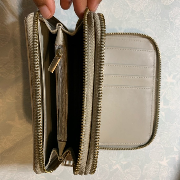 Small Light Grey Wallet - Picture 8 of 14